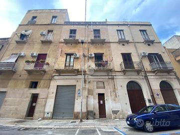 2 LOCALI A TRAPANI
