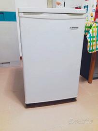 Mini frigo / Frigorifero da ufficio 100litri - Elettrodomestici In vendita  a Roma