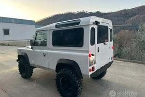 Land Rover Defender tdi 300
