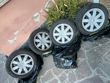 185/60 r15 gomme kumho dot 2021