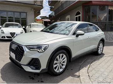 AUDI Q3 35 TDI S tronic S line edition