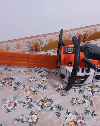 Motosega a scoppio