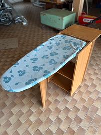 Mobiletto asse da stiro