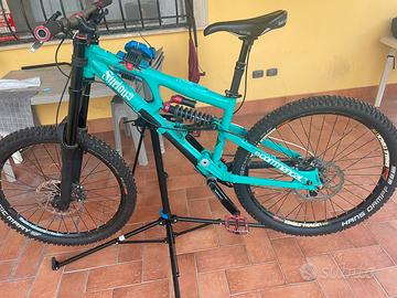 Mtb Dh commencal furius 2010