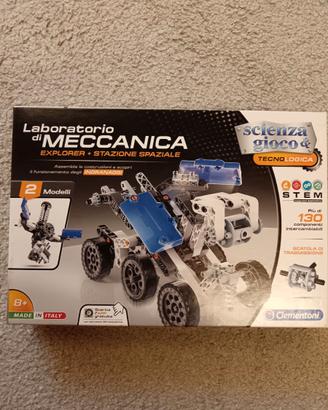 Laboratorio di meccanica. Stazione spaziale