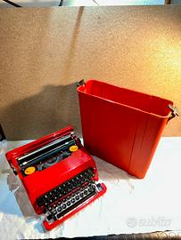 Macchina da scrivere Olivetti Valentine