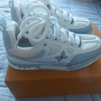 Scarpe mai indossate Skate