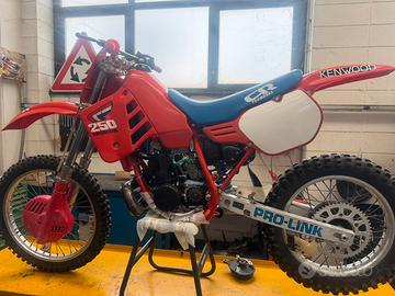 Cr 250