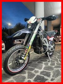 Aprilia sxv 450 +rate+permute+garanzia+patente a2+