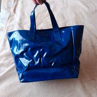 Borsa in lattice blu