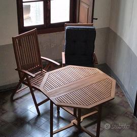 Set di 2 poltrone+2cuscini+ tavolo