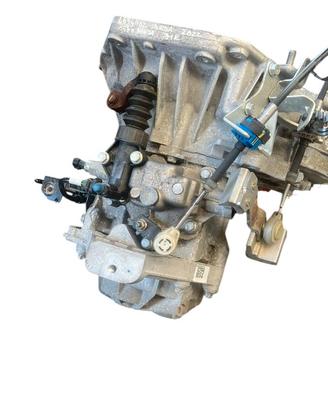 CAMBIO fiat PANDA HYBRID 31.000KM 51KW 46341162 6M