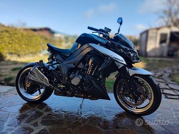 Kawasaki Z1000 - 2010 incidentata