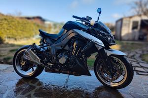 Kawasaki Z1000 - 2010 incidentata