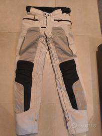 pantaloni moto rev'it