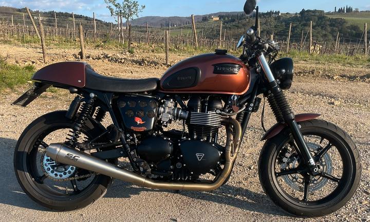 Triumph Bonneville SE 865