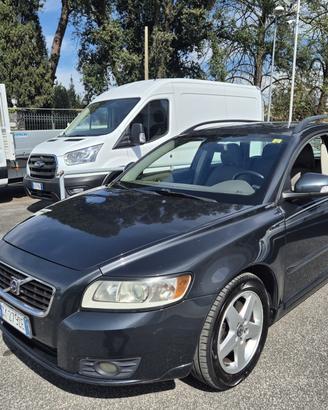 Volvo V50 2.0 D cat Kinetic OUTLET D'ARCANGELO MOT