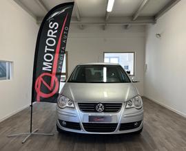 Volkswagen Polo 1.6 5p. Sportline