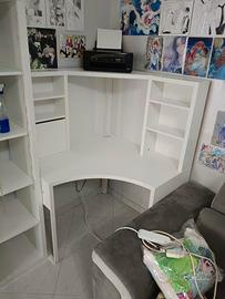 scrivania angolare Ikea 