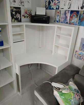 scrivania angolare Ikea 