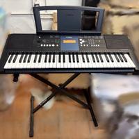 Tastiera musicale elettronica Yamaha