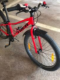 MTB Trek rosso 24
