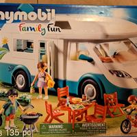 PLAYMOBIL Family Fun- Camper Famiglia in Vacanza
