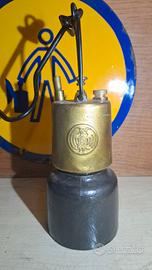 Lampada ad acetilene, carburo, miniera.