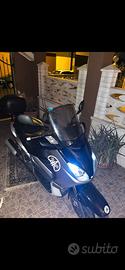 Yamaha xmax 125
