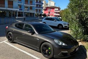 Porsche panamera 2012