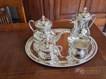 SERVIZIO DA CAFFE' E DA TE IN ARGENTO 800