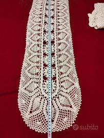 Centrini realizzati ad uncinetto