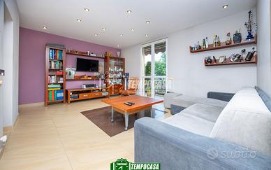 AMPIO TRILOCALE CON DOPPI SERVIZI, BOX DOPPIO - C