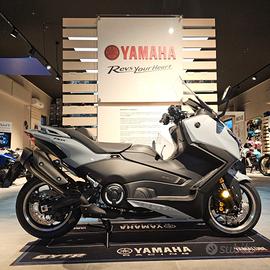 Yamaha T-MAX 560 TECH MAX 2025 Tua a partire da € 