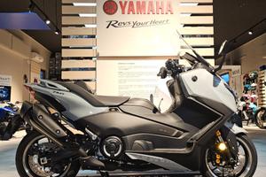 Yamaha T-MAX 560 TECH MAX 2025 Tua a partire da € 
