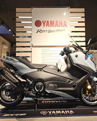 Yamaha T-MAX 560 TECH MAX 2025 Tua a partire da € 