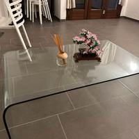 Tavolino in cristallo