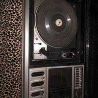 Giradischi e radio grundig