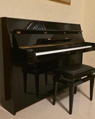 Pianoforte Yamaha verticale modello C108