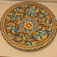 piatto dipinto a mano ornamentale