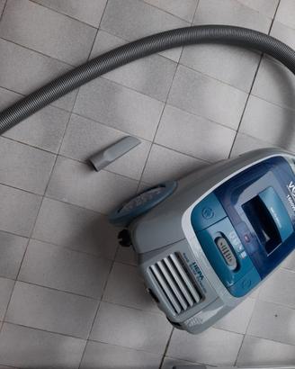 Aspirapolvere senza sacco Daewoo