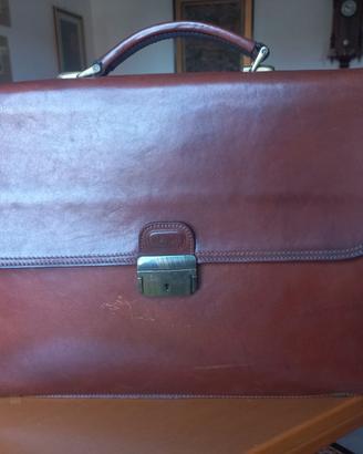 Borsa 24 ore in pelle