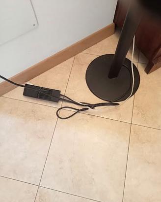 Lampada da terra nera