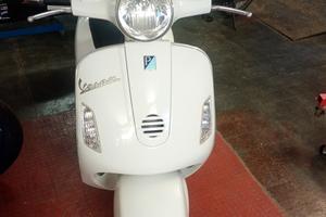 vespa 200 GTS del 2003
