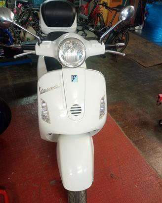 vespa 200 GTS del 2003