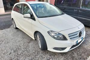 Mercedes B 180 CDI BlueEFFICIENCY Premium 105cv