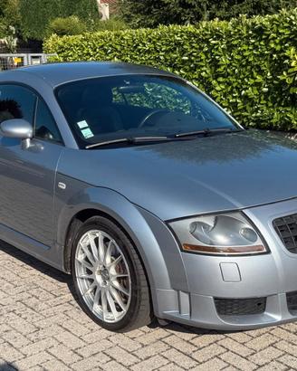 Audi TT Coupé 3.2 V6 quattro