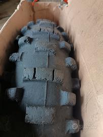 gomme enduro metzeler