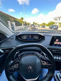 Auto Peugeot 3008 allure