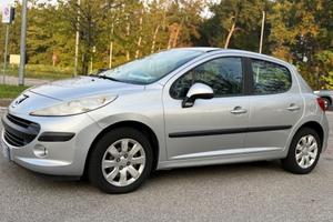 Peugeot 207 1.4 8V 75CV 5p. *Neopatentati*